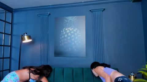 Alice and Asia online show from September 20, 2:56 am