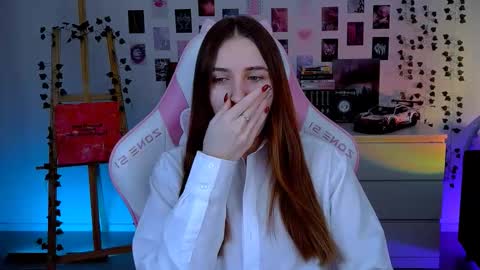 Snapshot of alicecharmy chatting on October 10, 5:39 am alicecharmy online show from October 10, 5:39 am