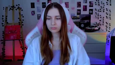 Snapshot of alicecharmy chatting on October 11, 6:23 am alicecharmy online show from October 11, 6:23 am