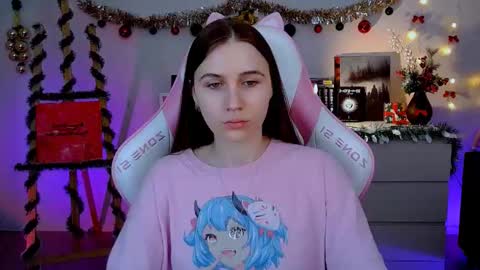 Snapshot of alicecharmy chatting on December 5, 9:29 am alicecharmy online show from December 5, 9:29 am