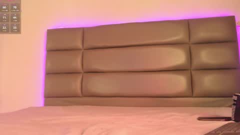 Alice  online show from October 25, 11:51 am