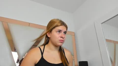 AliceCruz online show from July 8, 1:15 pm