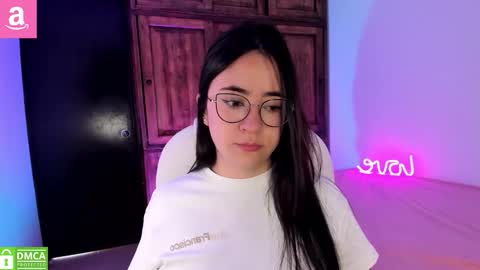 Aliceee  ..   97YP9VWGZHrefnav wishlist lists 1 online show from March 8, 6:34 pm