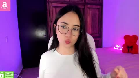 Aliceee  ..   97YP9VWGZHrefnav wishlist lists 1 online show from June 3, 11:21 pm