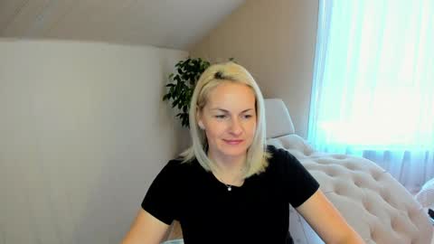 Alicee online show from December 21, 8:18 am