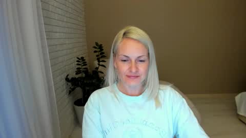 Alicee online show from September 9, 3:33 pm