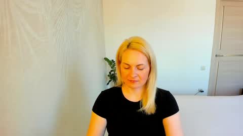 Alicee online show from March 23, 7:56 am