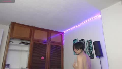 alicee_logan_ online show from September 26, 11:09 pm