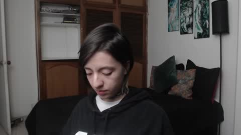 alicee_logan_ online show from December 3, 1:46 am