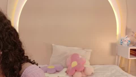alice online show from June 30, 4:52 pm