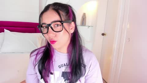 Alice  online show from February 8, 4:14 am