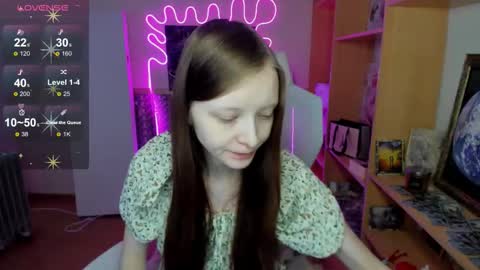 Alie online show from November 18, 9:36 am