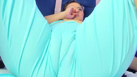 alicehott_05 online show from March 22, 3:43 am