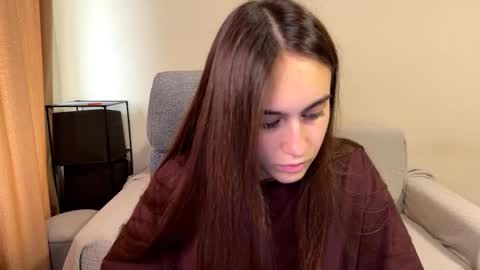 alicekollt online show from October 6, 9:18 am