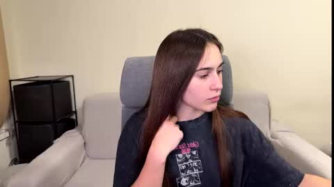 alicekollt online show from February 8, 4:43 pm