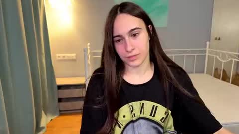 alicekollt online show from June 14, 2:24 am