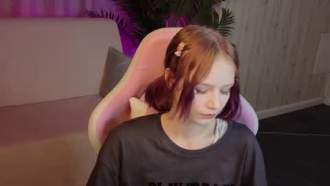 Snapshot of alicekruze chatting on June 9, 1:17 am alicekruze online show from June 9, 1:17 am