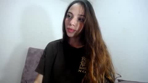 Snapshot of alicemary_533 chatting on June 10, 2:12 am Your Alice online show from June 10, 2:12 am