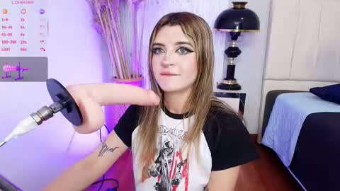 alicemillerr_ online show from September 9, 7:13 pm