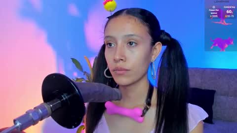 Alicee  online show from February 22, 9:02 pm