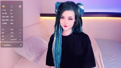 Alice online show from April 7, 1:39 am