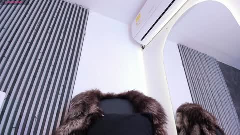 Snapshot of alicepoixxxon chatting on December 7, 2:24 pm ALICE online show from December 7, 2:24 pm