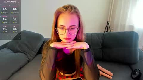 Alice online show from September 17, 9:33 am
