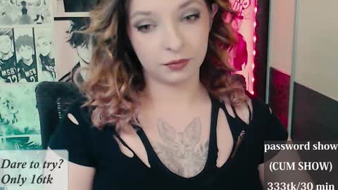 aliceriddle1 online show from February 23, 7:33 pm