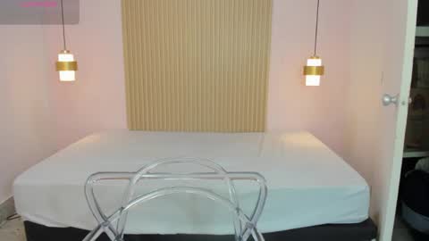AliceRoss online show from May 15, 11:45 pm