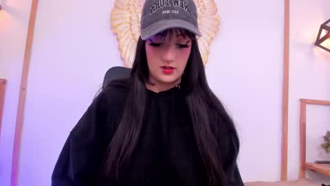 Snapshot of alicesweet10 chatting on September 13, 2:33 am Alice online show from September 13, 2:33 am