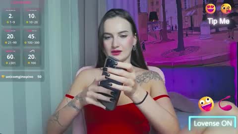 Alice online show from September 25, 8:34 pm