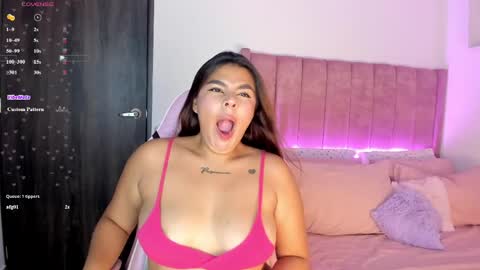 Snapshot of alicethunders chatting on May 28, 2:20 am Alice online show from May 28, 2:20 am