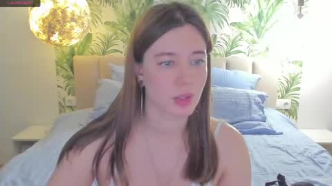 Snapshot of alicetuker chatting on May 4, 4:14 pm Alice online show from May 4, 4:14 pm
