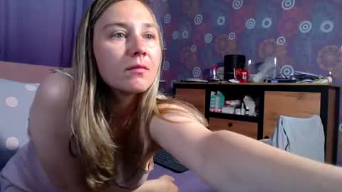 alicewetsquirt online show from June 12, 11:09 am