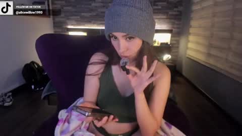 Alice online show from March 6, 2:41 am