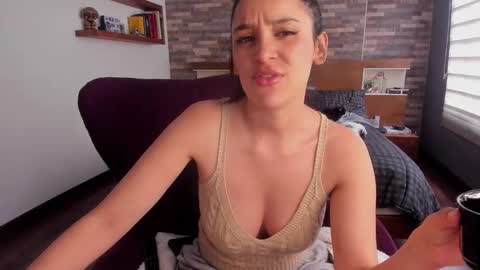 Alice online show from December 21, 5:53 pm