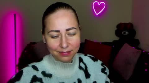 Snapshot of alicewonderkiss chatting on March 27, 6:30 am Alice online show from March 27, 6:30 am