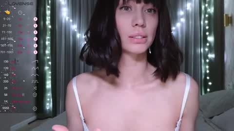 Alice online show from December 13, 8:47 pm