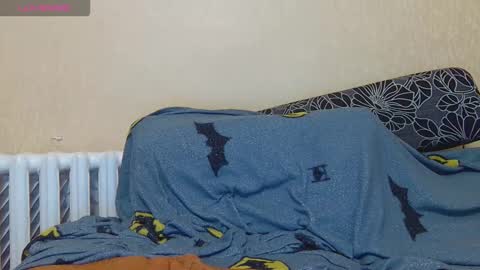 AliceWoolfy online show from September 25, 9:07 pm