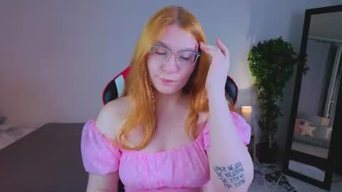 Alice online show from June 27, 9:42 pm