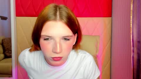 Snapshot of alicexprincess chatting on March 25, 3:01 am Alice Princess online show from March 25, 3:01 am