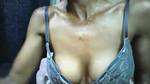 Snapshot of alicia253177 chatting on September 18, 5:37 pm alicia253177 online show from September 18, 5:37 pm