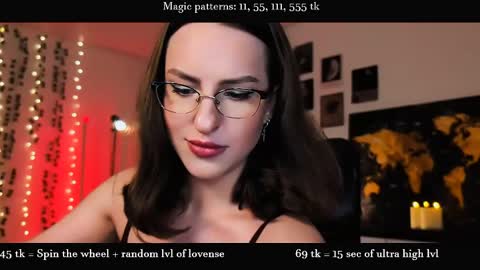 Alicia online show from June 5, 7:08 pm