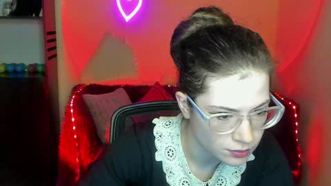Alicia online show from January 17, 6:33 pm
