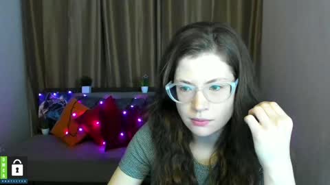 Alicia online show from January 23, 6:35 pm