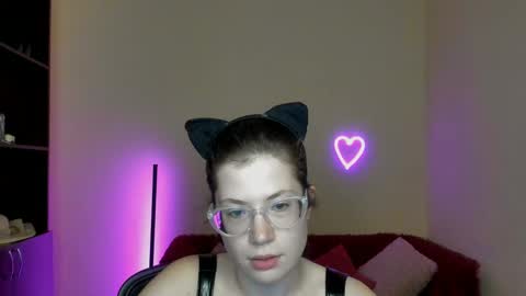 Alicia online show from March 2, 12:32 pm