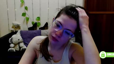 Alicia online show from March 4, 6:37 am