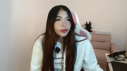 ALICIA  online show from November 10, 6:01 am