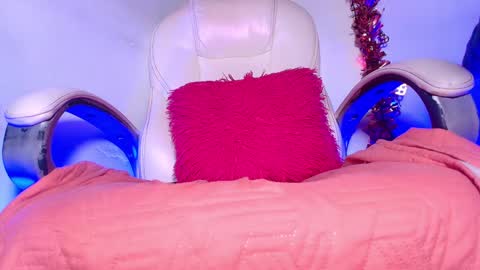 Alicia Kyse  online show from December 24, 6:11 am