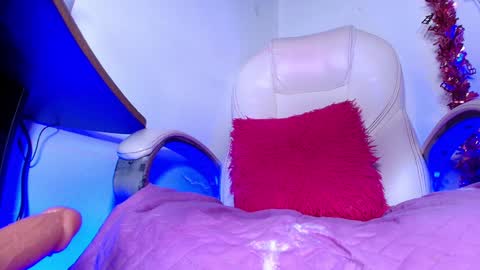 Alicia Kyse  online show from December 27, 9:17 am